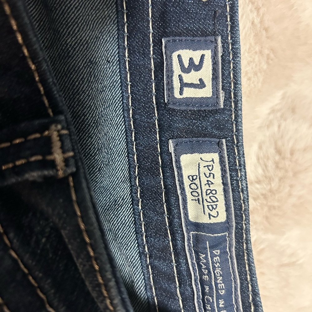 Miss Me Blue Jeans with Silver Embellishments gorgeous pants!! - Picture 3 of 8